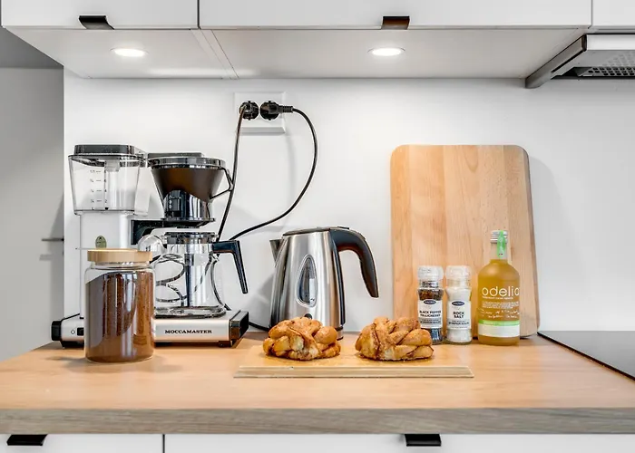 Apartamento Modern Escape I Great Location I Balcony View