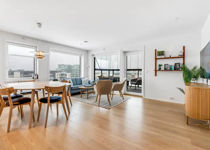 Modern Escape I Great Location I Balcony View * Tromsø